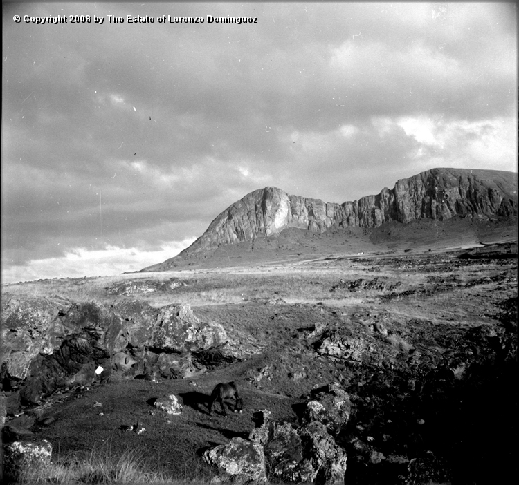 TAM_Ana_Havea_01.jpg - Easter Island. 1960. The Rano Raraku from the Ana Havea cave near ahu Tongariki. Picture taken before the tsunami of May 22, 1960.